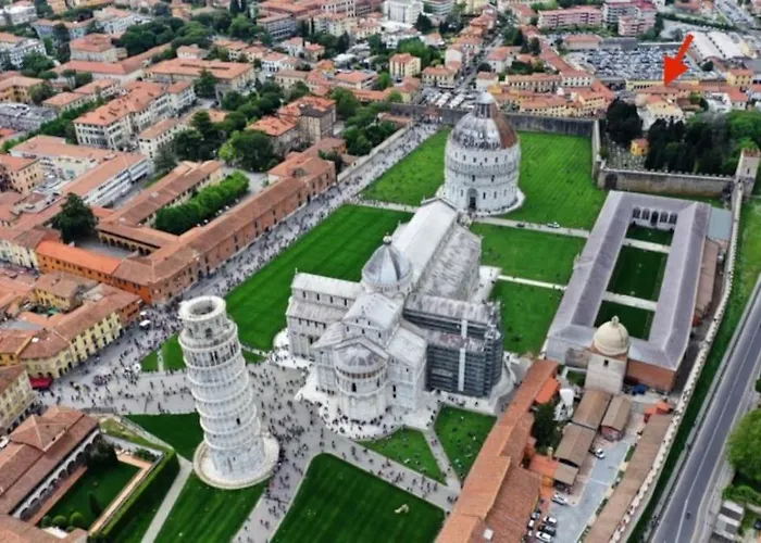 Un Passo Dalla Torre
