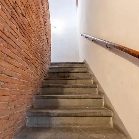 Un Passo Dalla Torre Appartamento